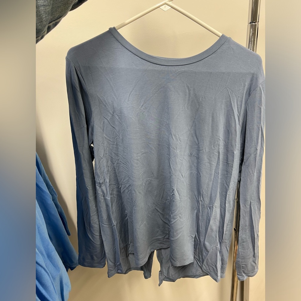 Summersalt Long Sleeve Tshirt size medium blue with fun back